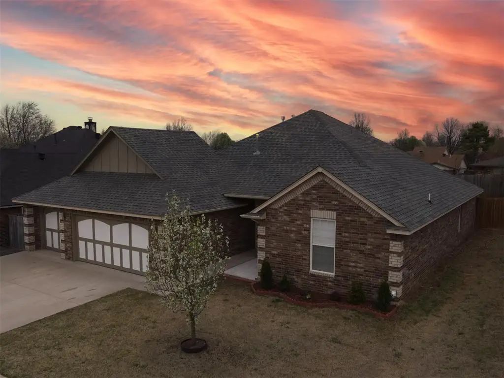 12405 SW 7th Street, Yukon, OK 73099 - #1