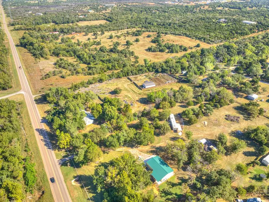 12724 S Coltrane Road, Edmond, OK 73034 - #3