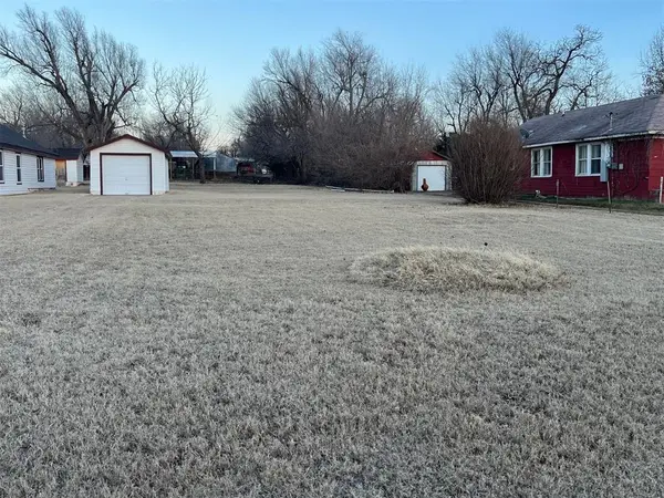 120 N Richards Avenue, Midwest City, OK 73130