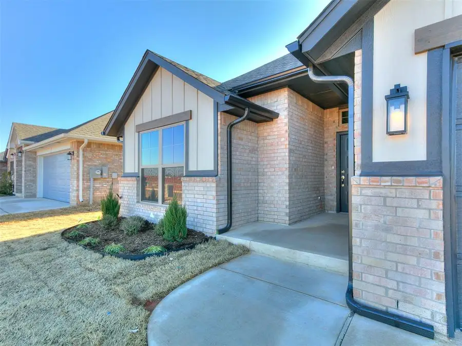 4180 Overlook Pass, Edmond, OK 73025 - Image #2