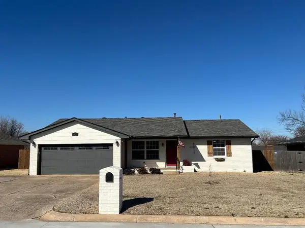 621 Kingston Drive, Yukon, OK 73099