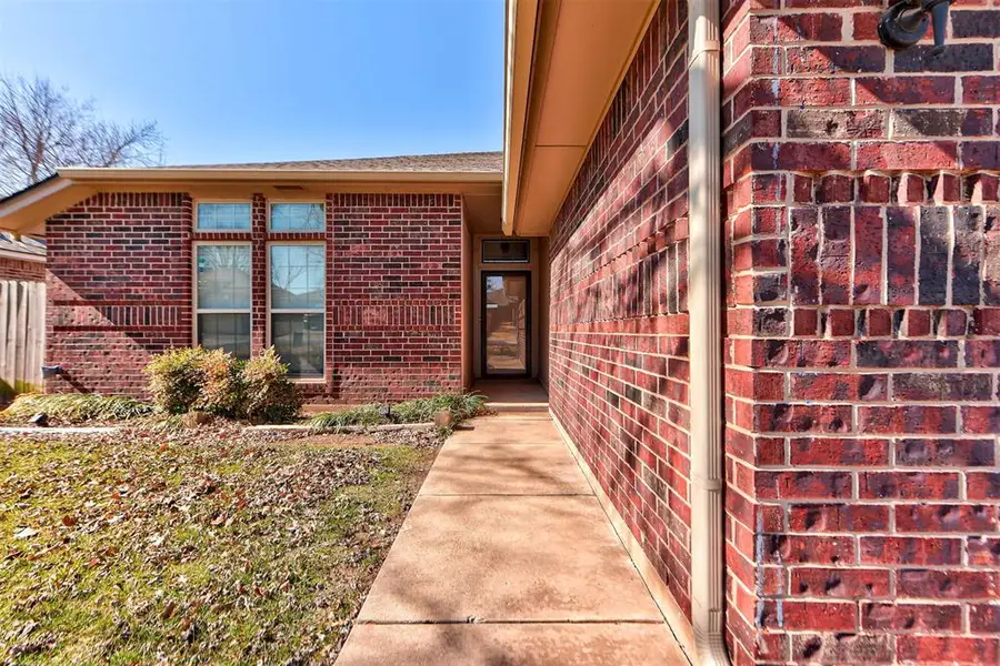 16929 Cedarwood Drive, Edmond, OK 73012 - #2