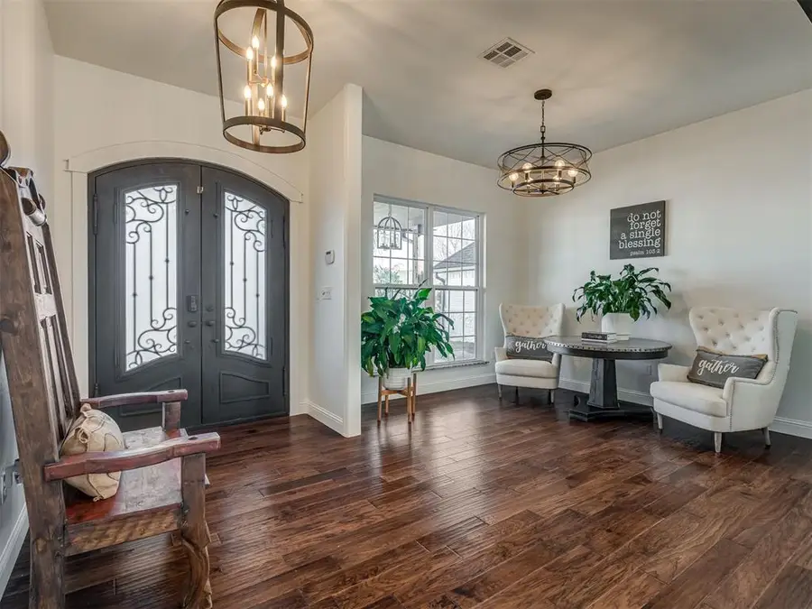 3701 Tiffany Circle, Newcastle, OK 73065 - #2