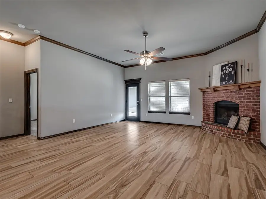 709 Redvine Road, Yukon, OK 73099 - #3