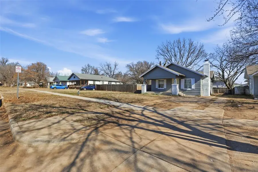 325 S Palm Street, Ponca City, OK 74601 - #2