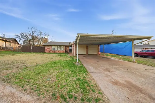 3426 Royalwood Circle, Del City, OK 73115