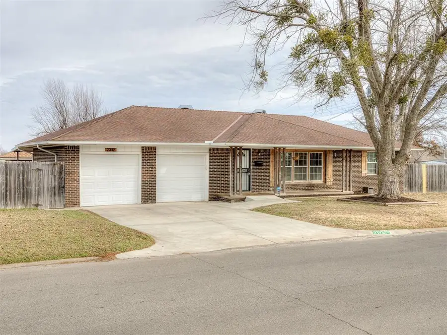 2312 N Key Boulevard, Midwest City, OK 73110 - #2