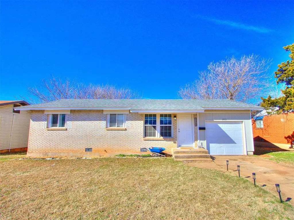 2413 Queensbury Road, Moore, OK 73160 - #1