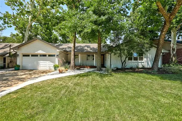 2105 NW 59th Place, Oklahoma City, OK 73112