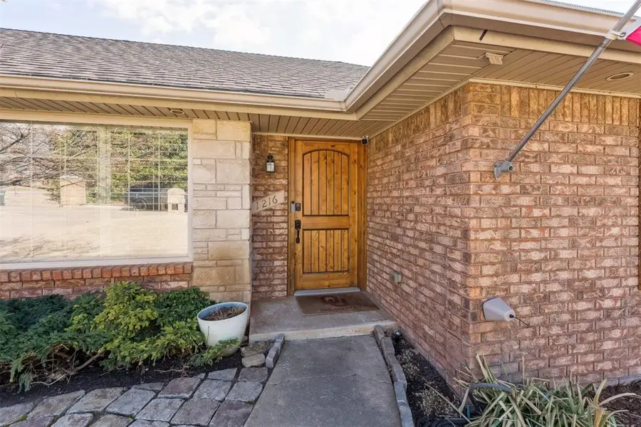 1216 Devonshire Court, Edmond, OK 73034 - #3