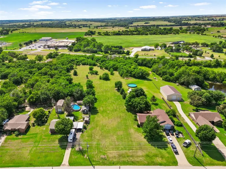 2816 S 29th Street, Chickasha, OK 73018 - #2