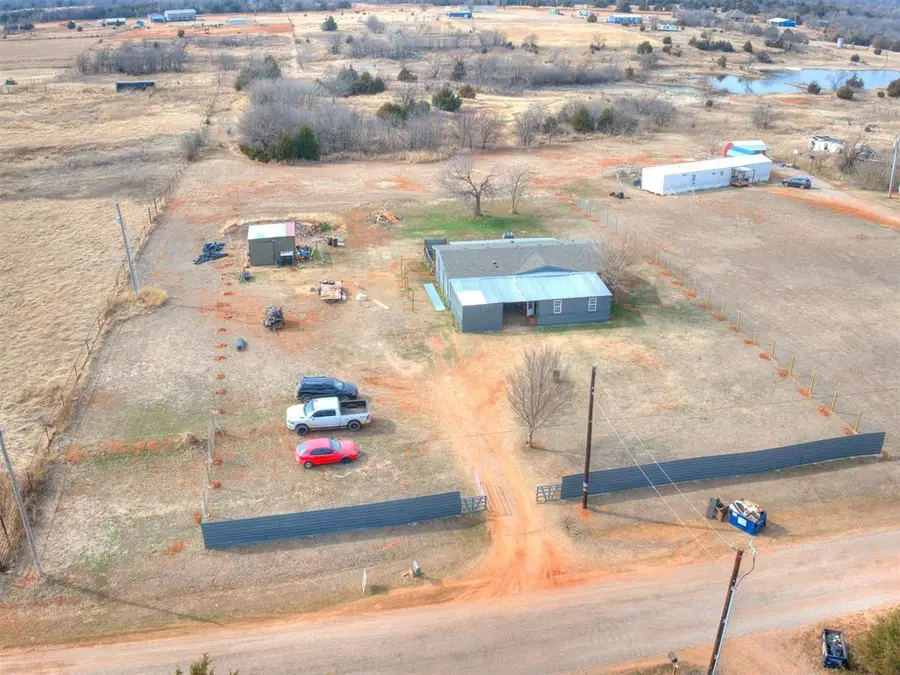 11777 NW Cottonwood Hills Avenue, Cashion, OK 73016 - #2