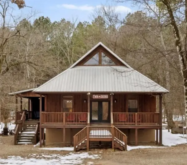 243 Deer Creek Trail, Broken Bow, OK 75728