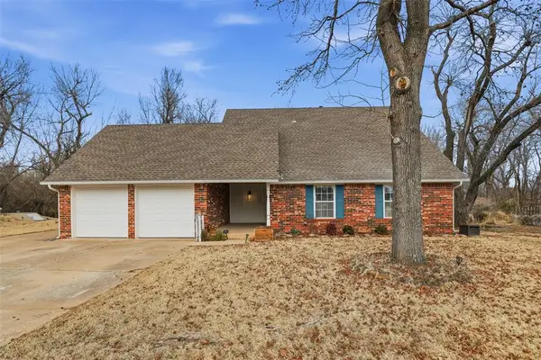 11733 Silver Maple Drive, Yukon, OK 73099