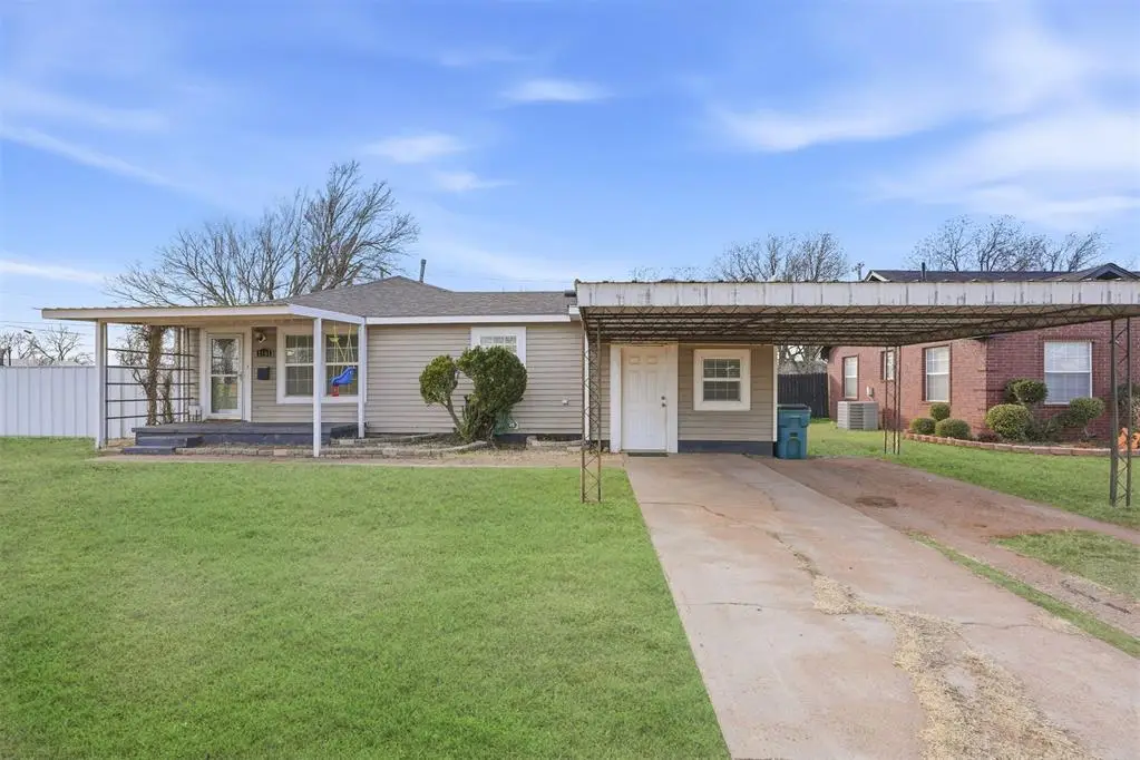 1801 N Louis Tittle Avenue, Mangum, OK 73554 - #1