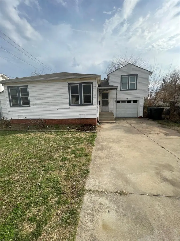 218 E Ercoupe Drive, Oklahoma City, OK 73110 - #2