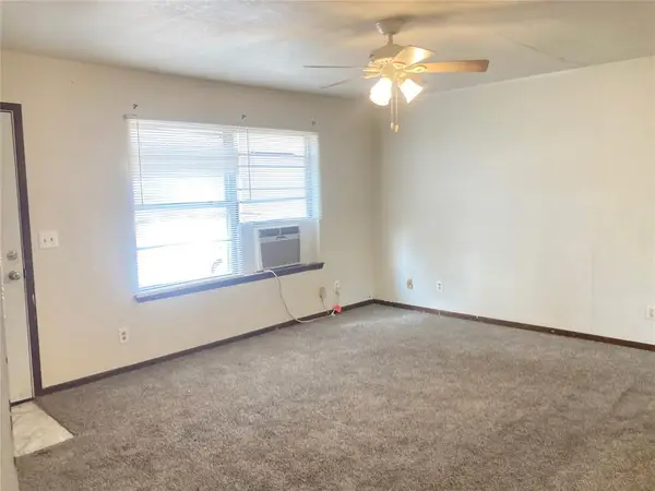 816 S Echo Street, Holdenville, OK 74848