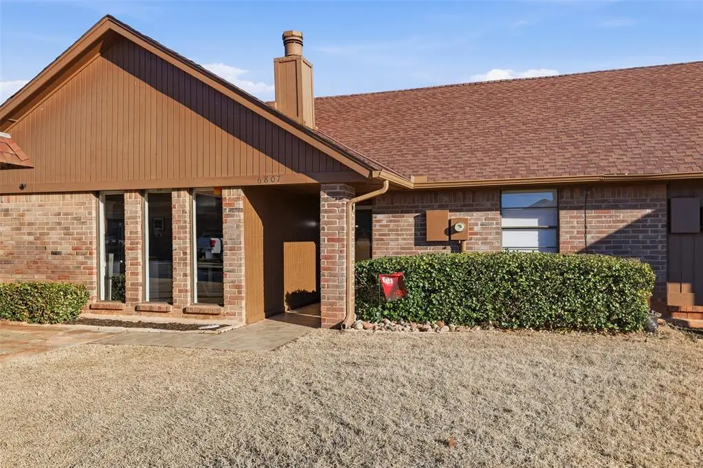 6807 NW 63rd Terrace, Oklahoma City, OK 73132 - #1