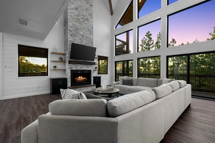 703 Virginia Pine Place, Broken Bow, OK 74728 - #3