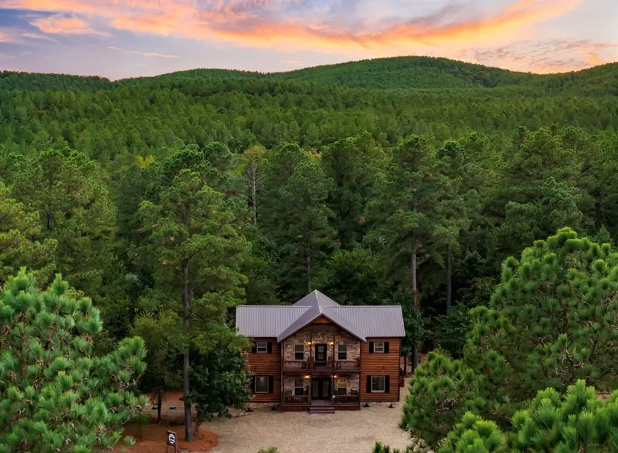 925 W Eagle Mountain Trail, Broken Bow, OK 74728 - #3