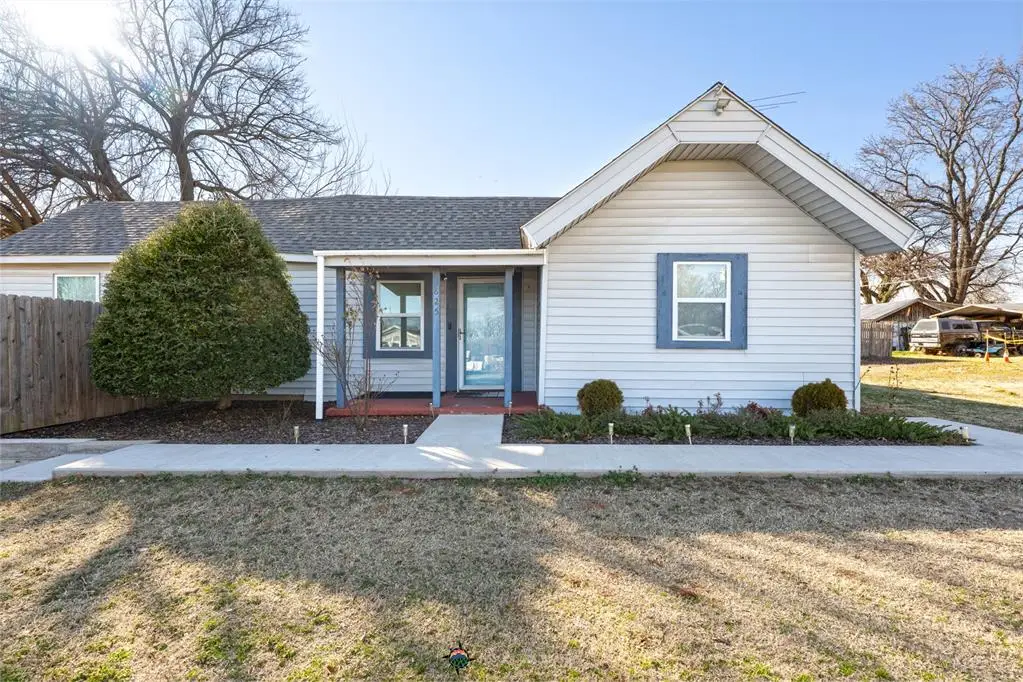 825 S 3rd Avenue, Purcell, OK 73080 - #1