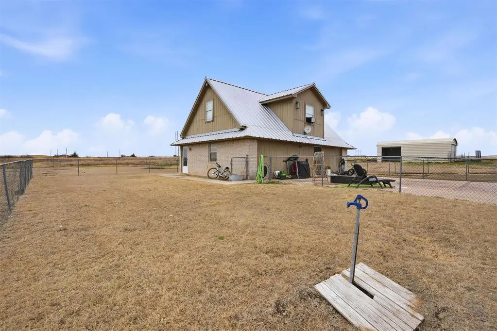 16489 Highway 54, Snyder, OK 73566 - #1