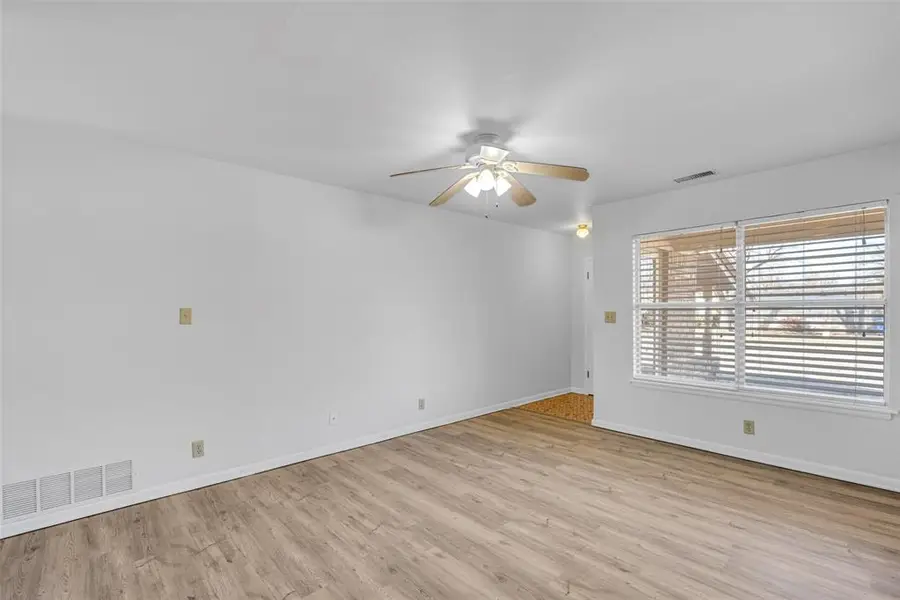 211 Sunny Lane, Chickasha, OK 73018 - #3