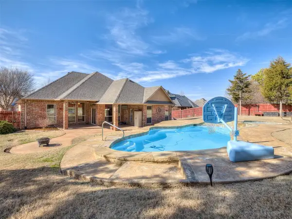 609 Winding Creek Road, Yukon, OK 73099