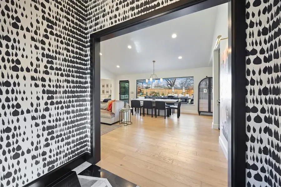 1803 Drakestone Avenue, Nichols Hills, OK 73120 - #3