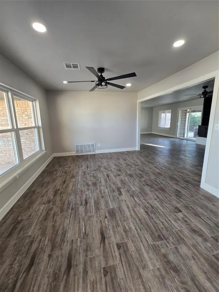 613 Comanche Trail, Altus, OK 73521 - #2