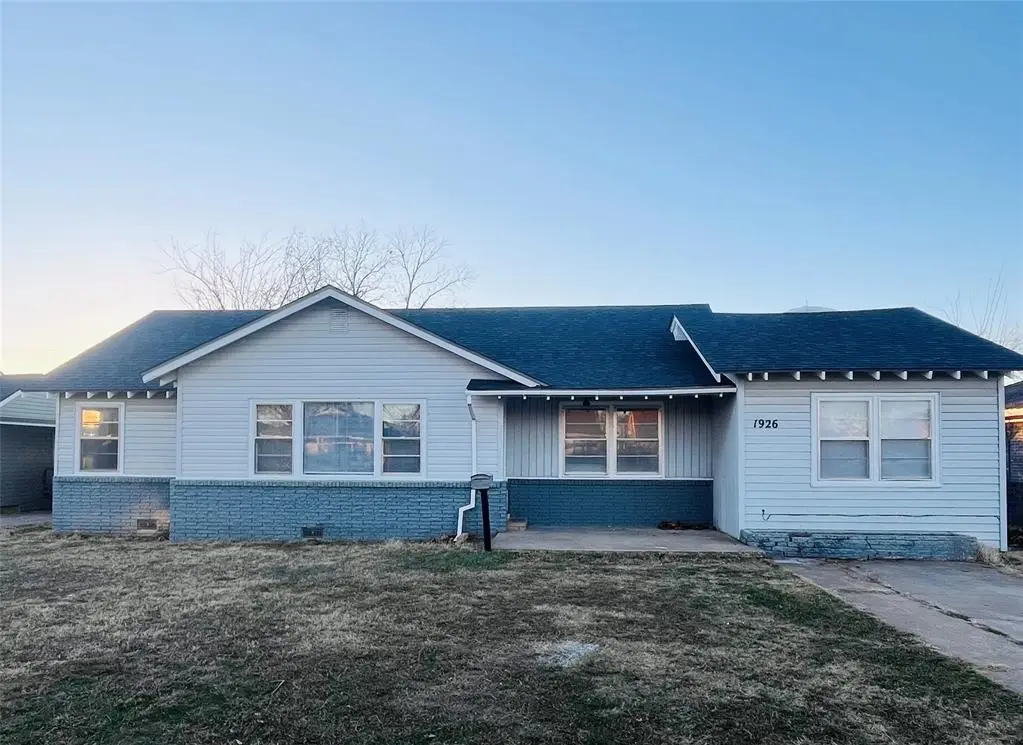 1926 N Market Avenue, Shawnee, OK 74804 - #1