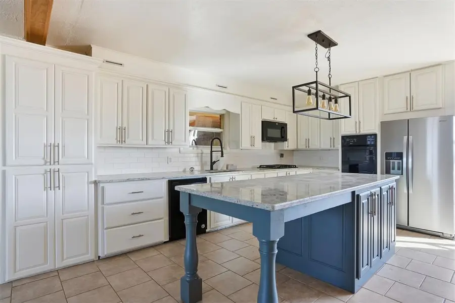 9448 N 2020 Road, Hammon, OK 73650 - #3