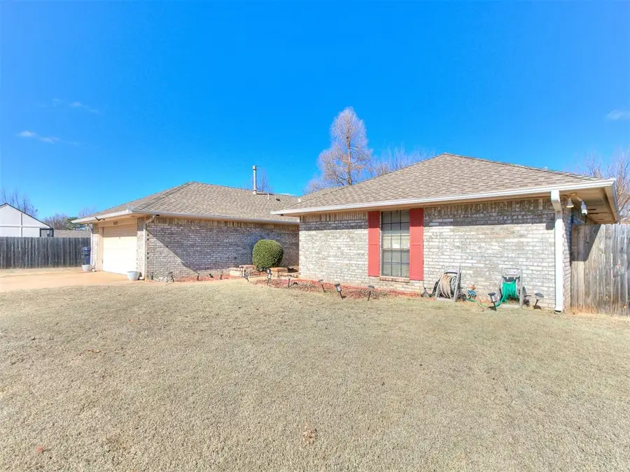 1123 NW 140th Street, Edmond, OK 73013 - #2