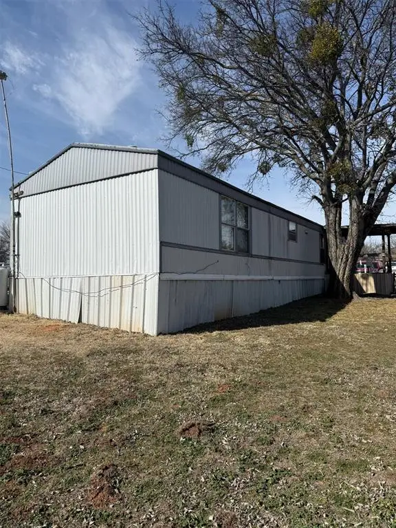 215 W K Street, Ringling, OK 73456 - #3