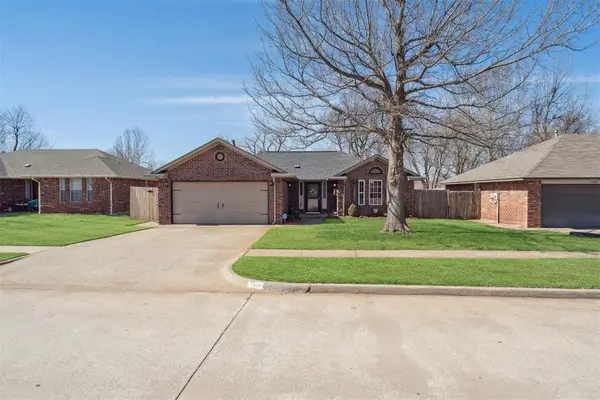 611 S Forest Drive, Mustang, OK 73064