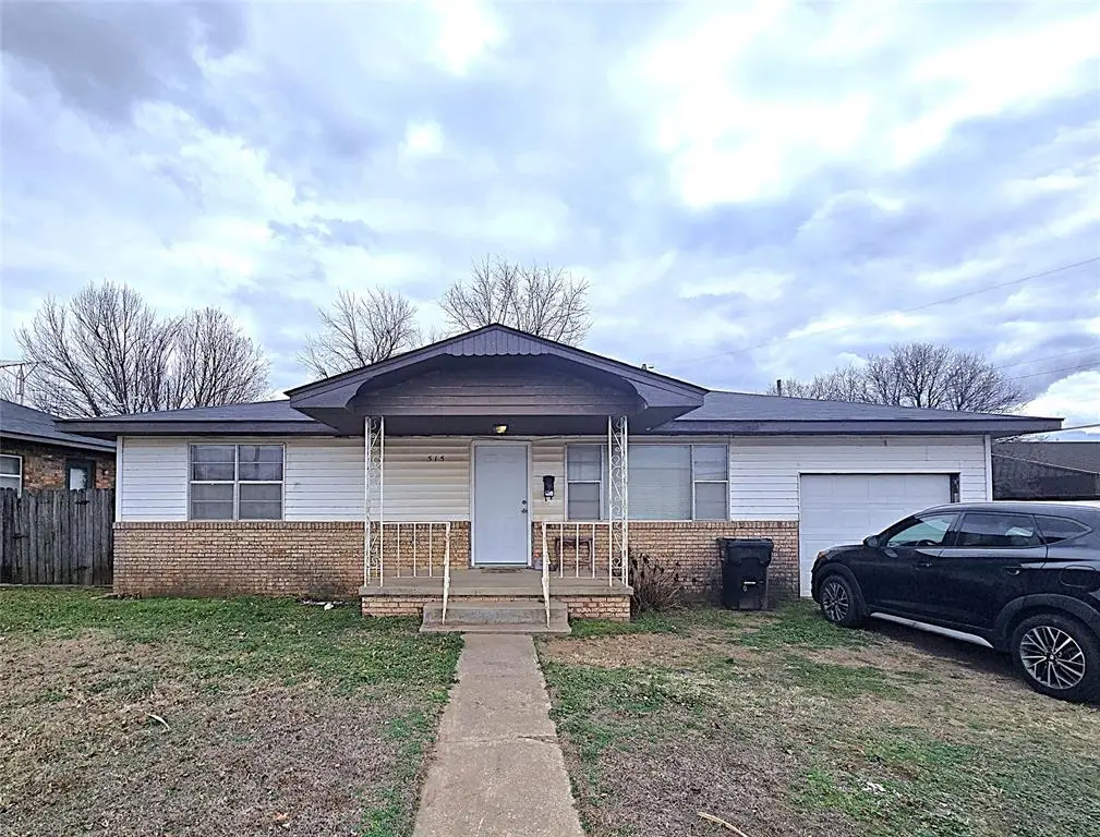 515 W 4th Street, Watonga, OK 73772 - #1