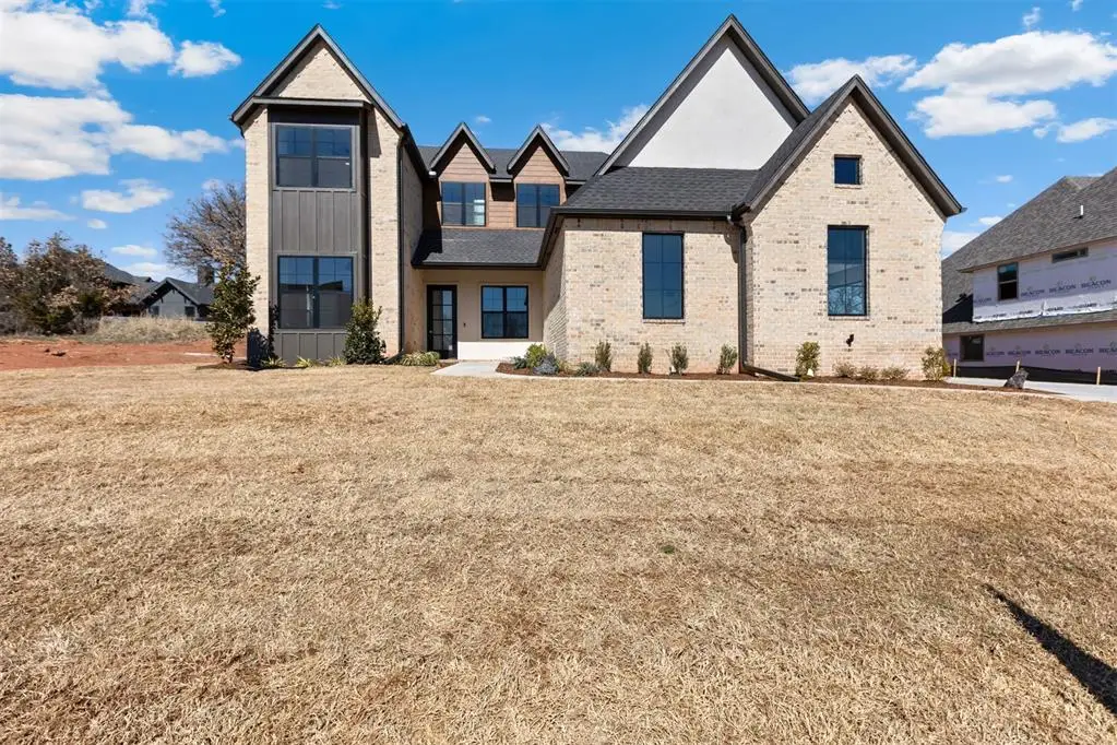 8201 Amber Ridge Drive, Edmond, OK 73034 - #1