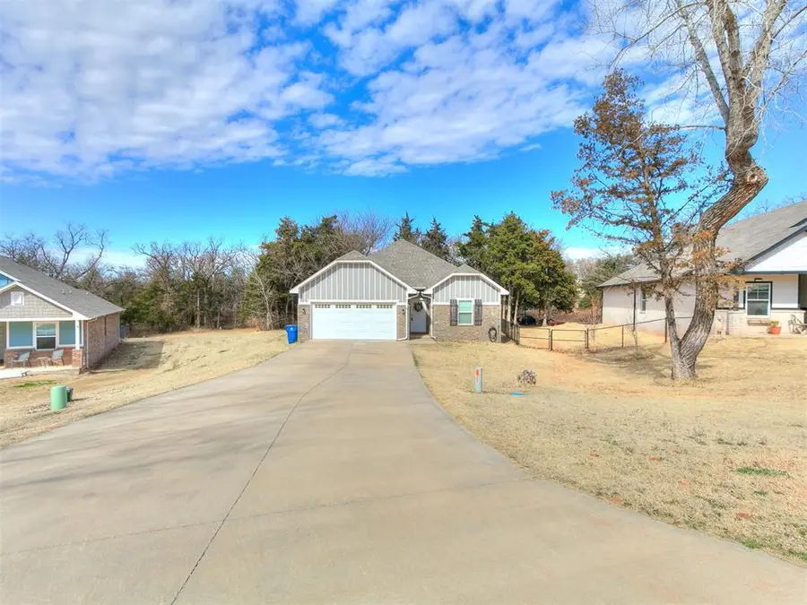 4305 Timberwolf Way, Edmond, OK 73034 - #2