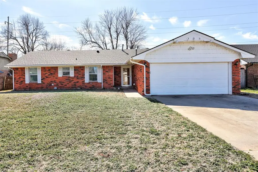 306 Vickie Drive, Yukon, OK 73099 - #2