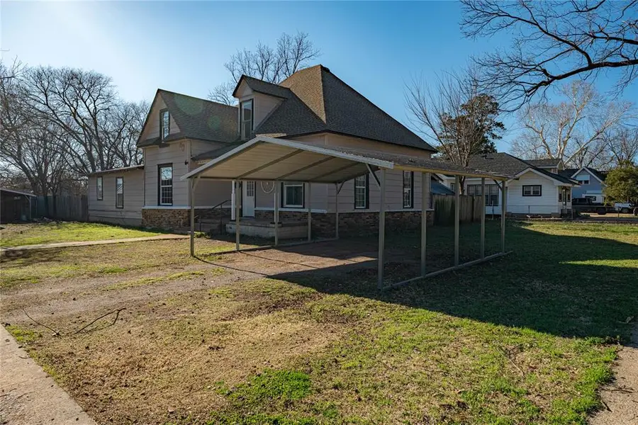 319 E Bradley Avenue, Pauls Valley, OK 73075 - #3