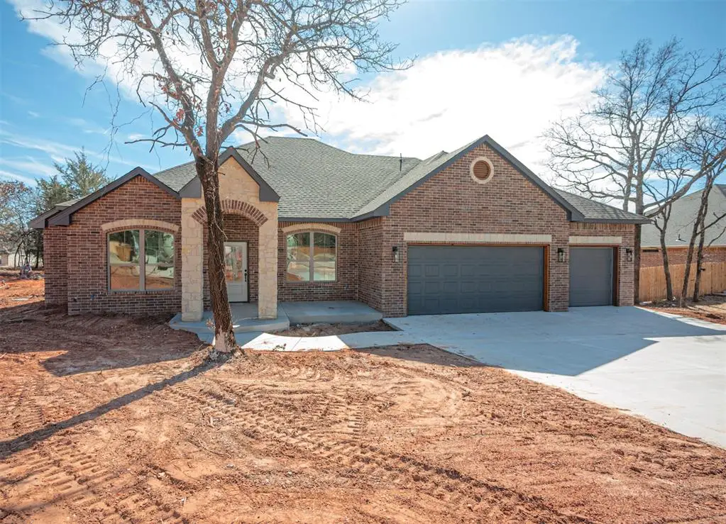 8121 Longbow Drive, Arcadia, OK 73007 - #1