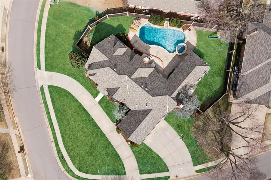 2609 Sweetbriar, Edmond, OK 73034 - #2