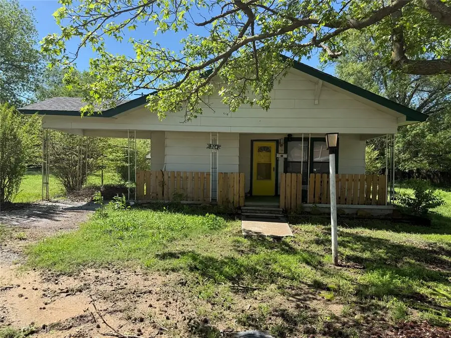 314 W 12th Street, Wewoka, OK 74884 - #2