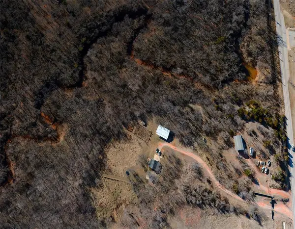 2204 NE 122nd Street, Edmond, OK 73013