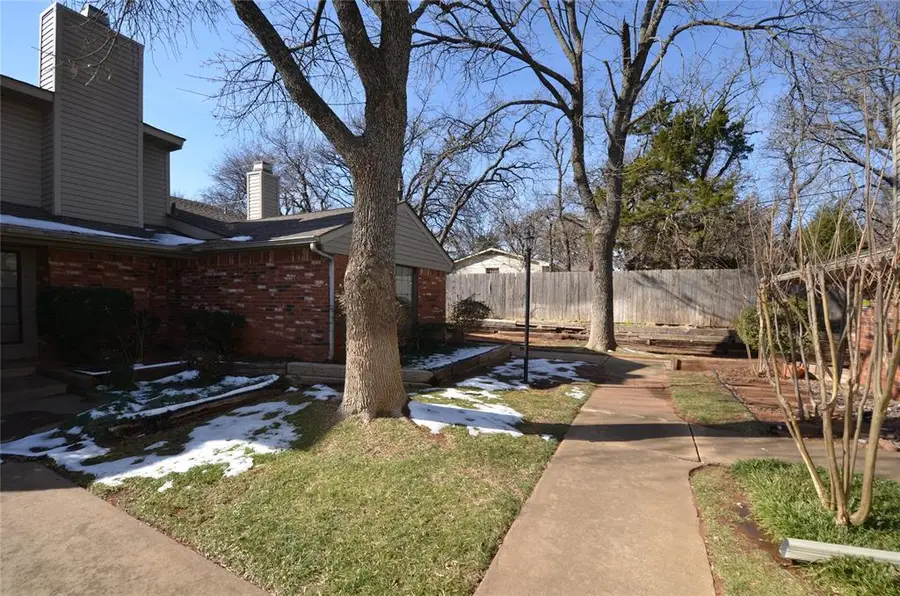 1813 Deermont, Edmond, OK 73034 - #3