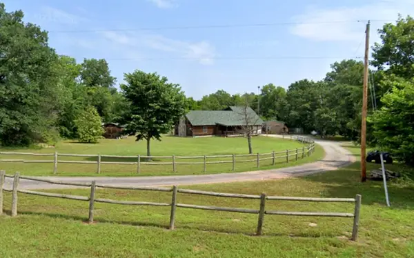 35689 E 121 Road, Wewoka, OK 74884