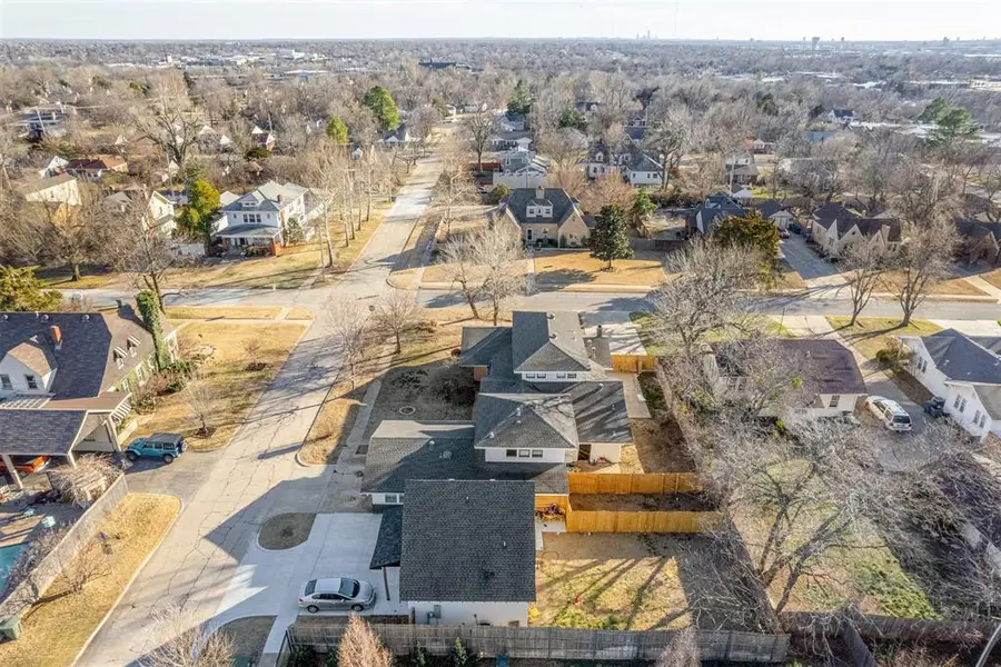 329 E 5th Street, Edmond, OK 73034 - #3