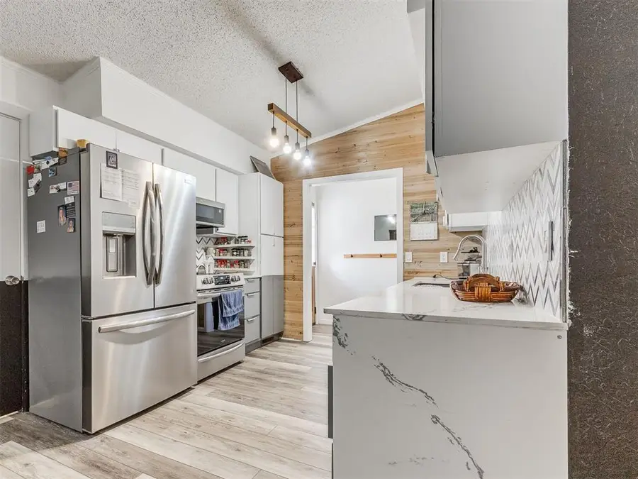 713 Lapwing Road, Edmond, OK 73003 - #3