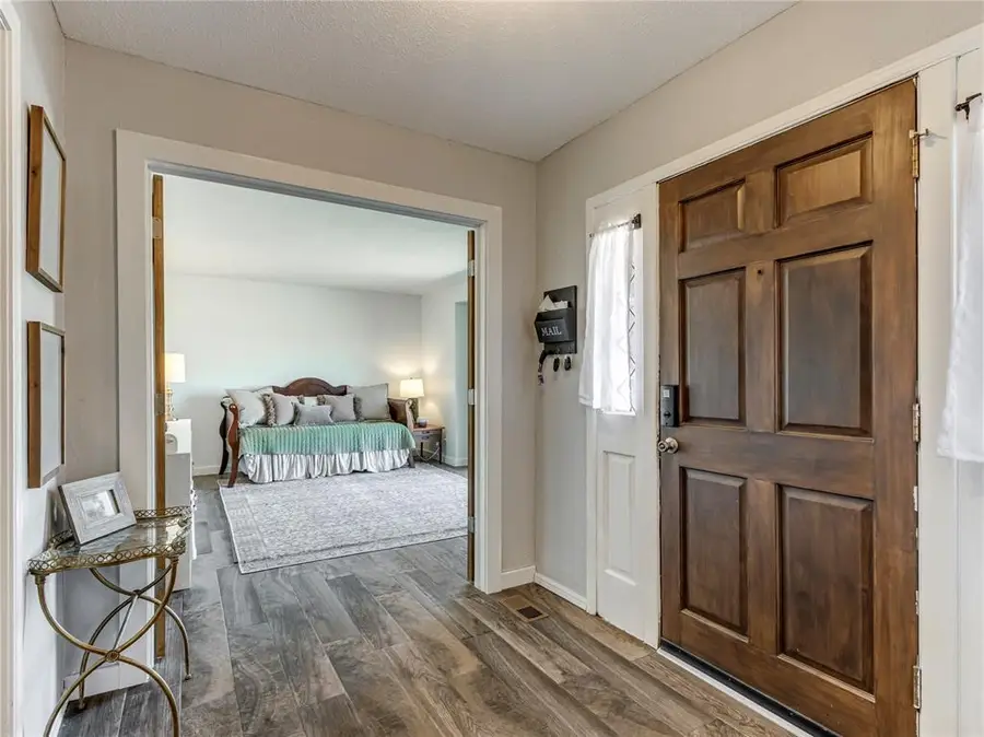 808 Owens Avenue, Edmond, OK 73013 - #2