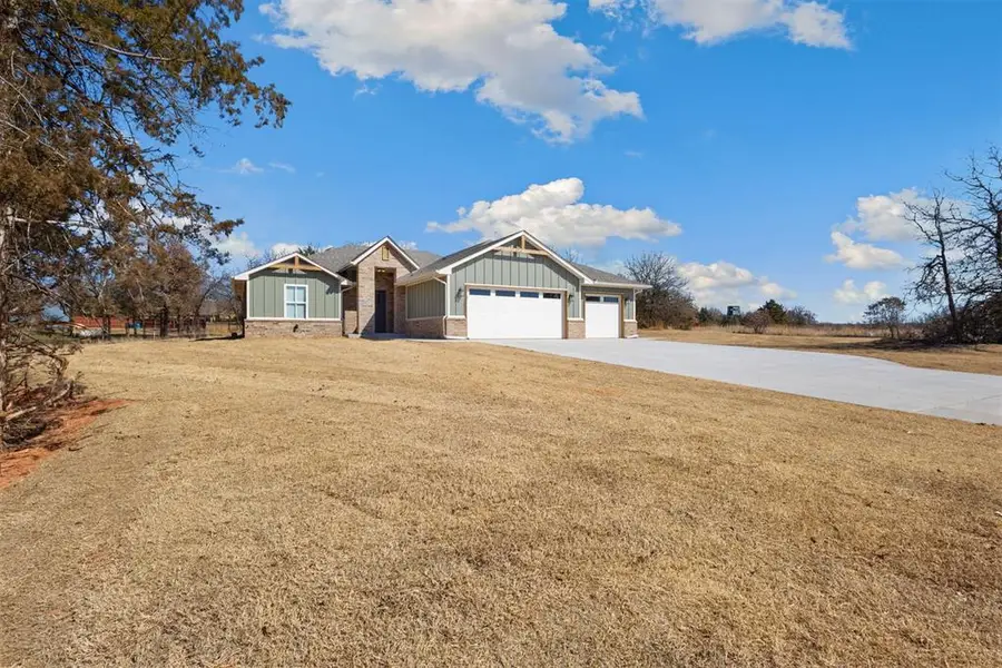 12044 Bentley Drive, Guthrie, OK 73044 - #2